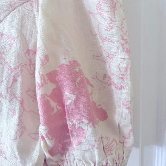 AND White and Pink Ruffled Crop Blouse - Picture 4 of 4